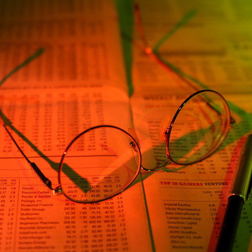 glasses and financial data